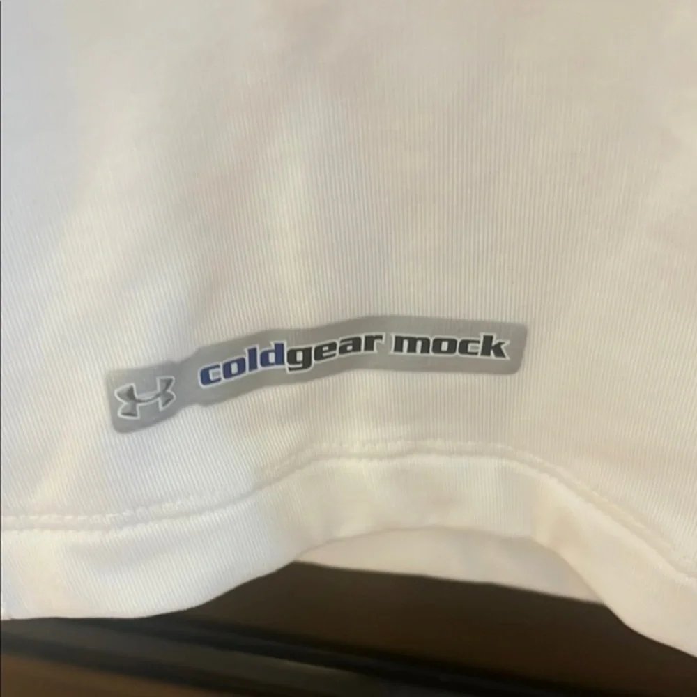 Under Armour White Fitted‎ Long Sleeve sports top